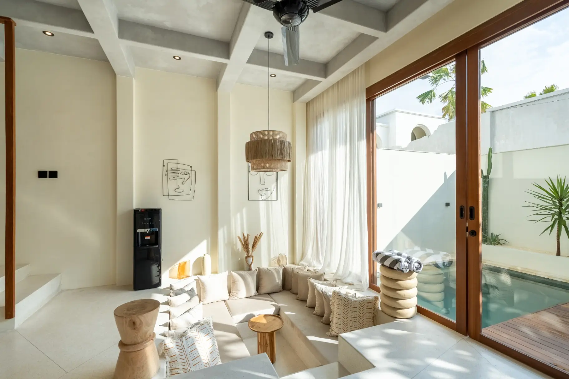 Liminal 2 - 1BR Canggu Haven Villa: Romantic Pool & Bathtub — image 4