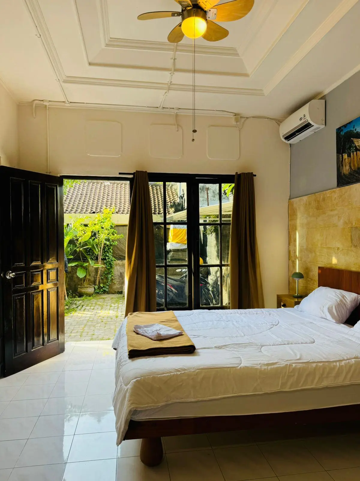 A very quiet place surrounded by green trees in Kuta near the Airport — image 2
