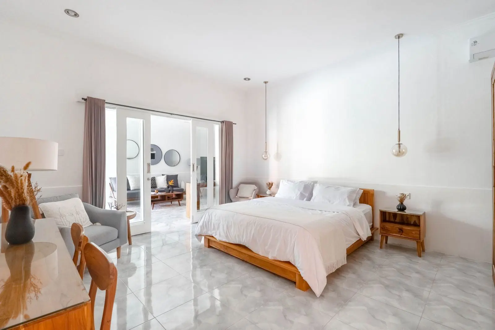 3BR Pererenan annual rental — image 3