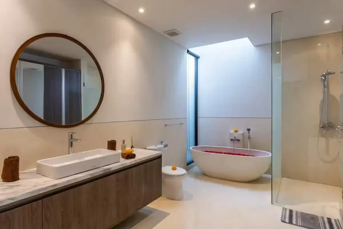 3 BEDROOM LUXURY VILLA IN UMALAS — image 4