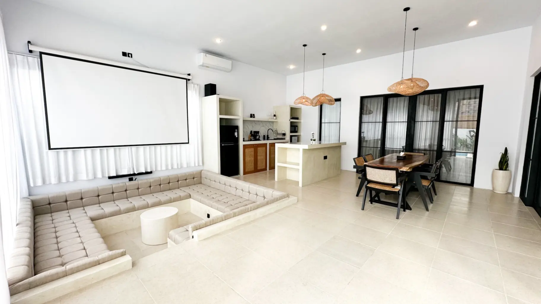 Luxury 3 bed in the heart of Canggu — image 2