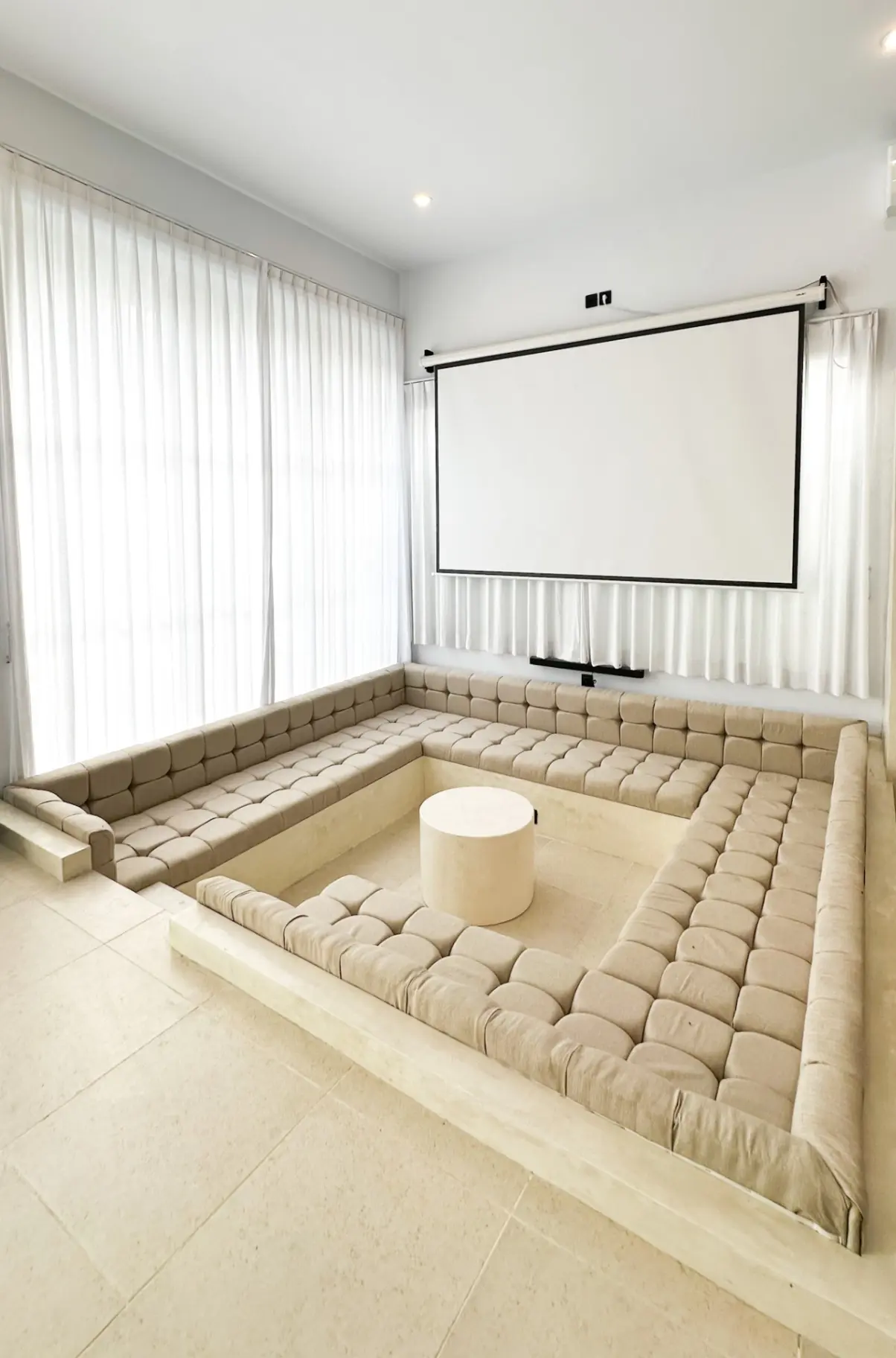 Luxury 3 bed in the heart of Canggu — image 1