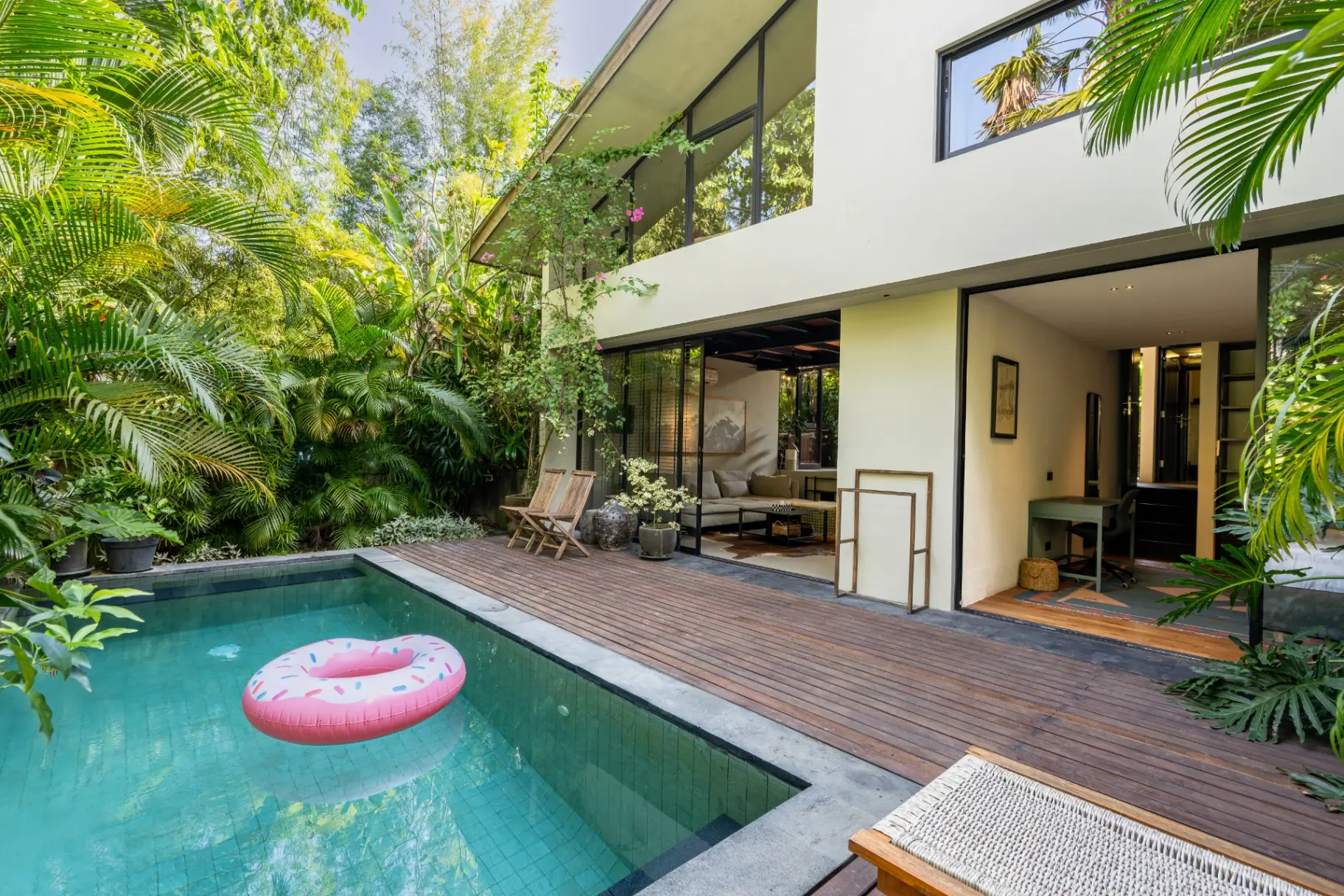 Loft 7 -2BR Canggu Villa: Luxury Pool & Outdoor BBQ