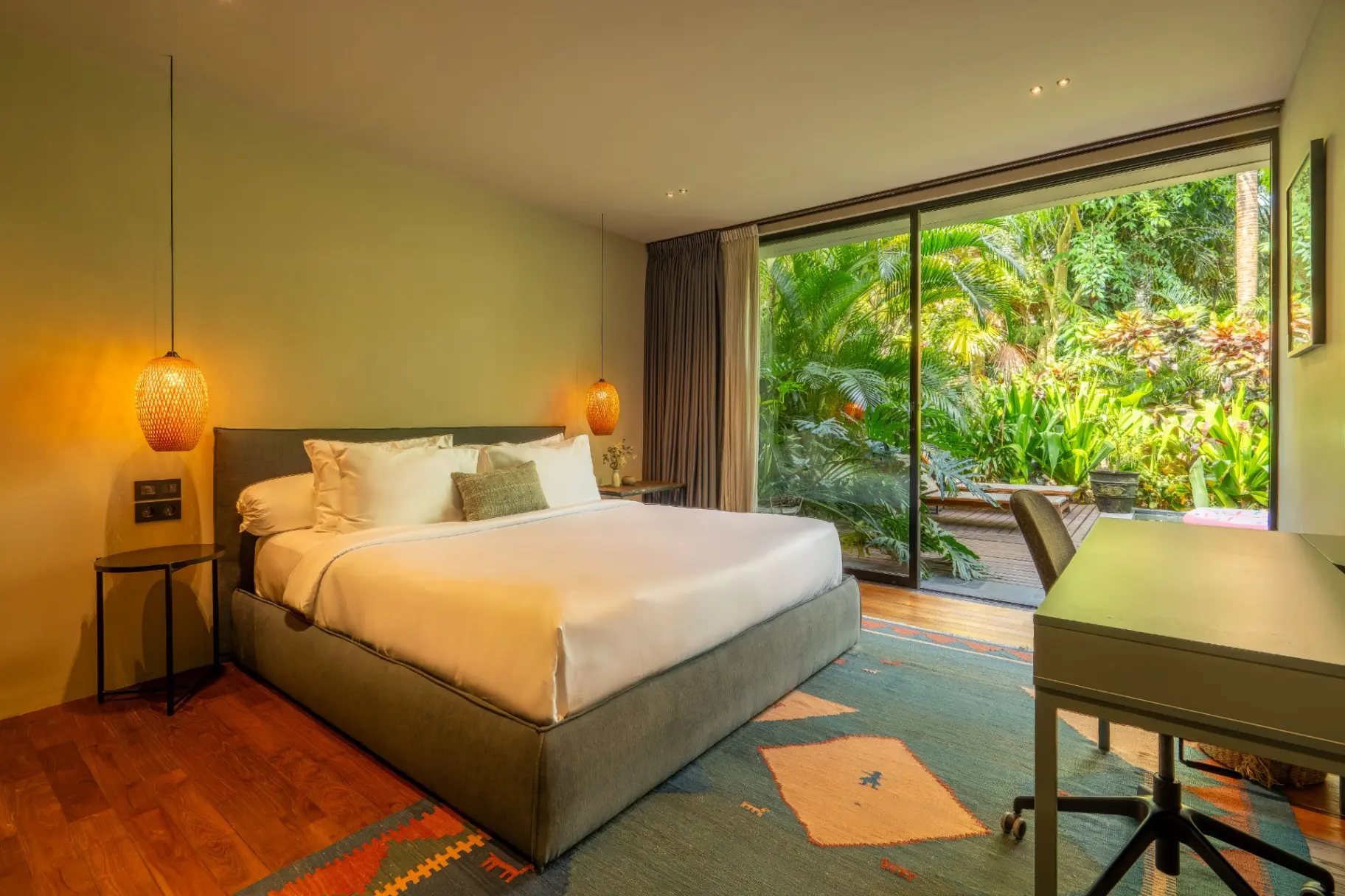 Loft 7 -2BR Canggu Villa: Luxury Pool & Outdoor BBQ — image 3