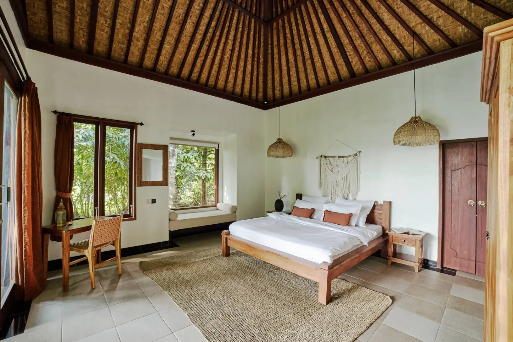 Stunning Jungle & River View Villa 🌿 — image 1