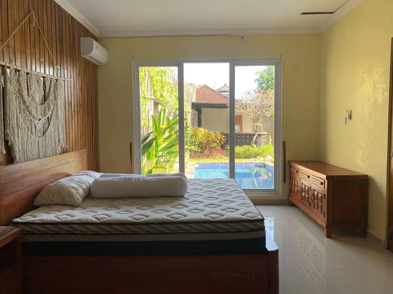 RSK 041- FOR RENT TROPICAL KONTEMPORER VILLA IN SANUR — image 2