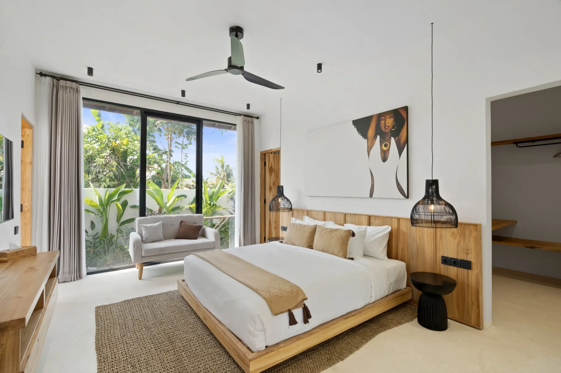 Marbella - 3BR Luxe Ubud Villa: Pool & Serene Paddy Views — image 4