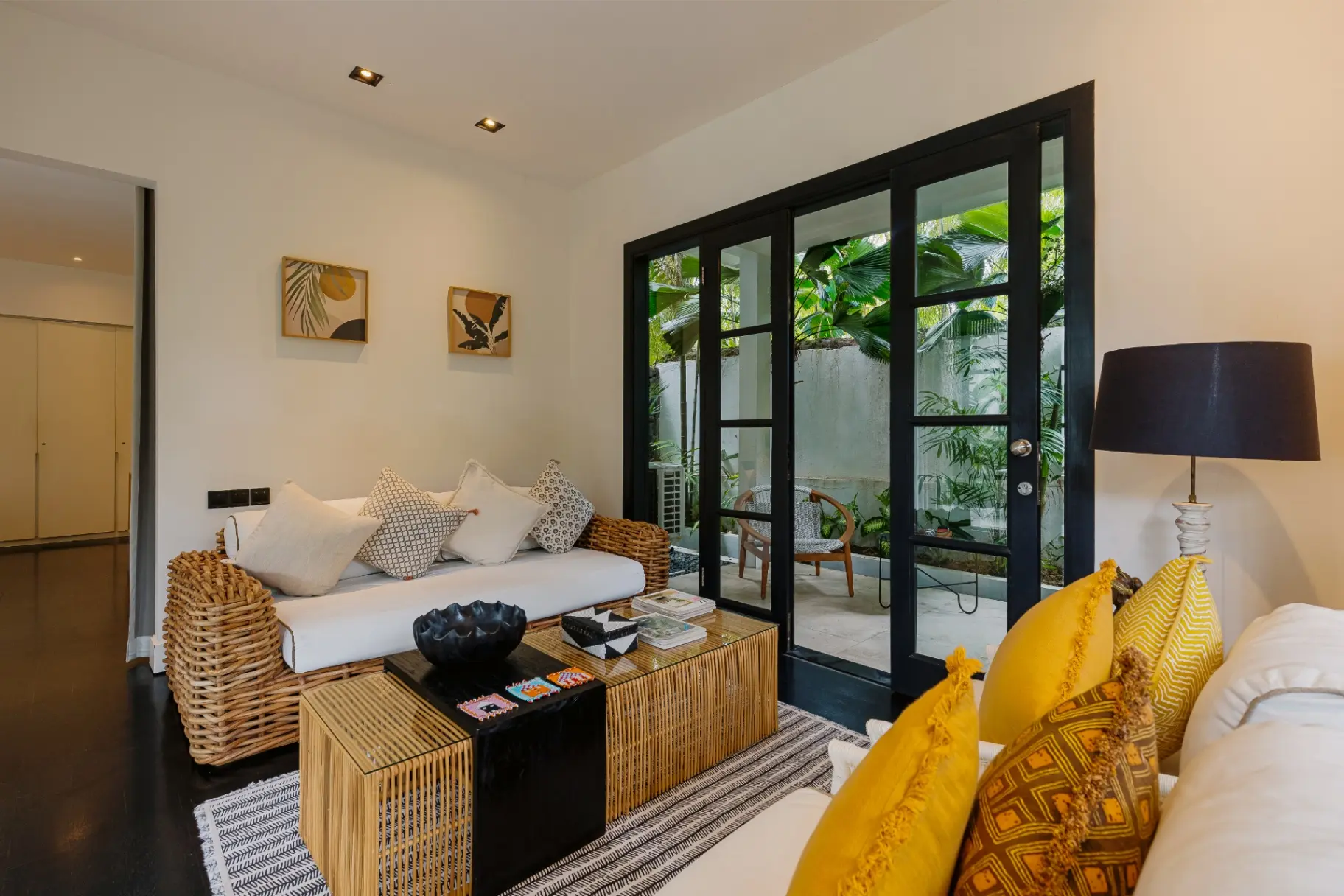 Martini Suites 2 - Refined 1BR Canggu | Pool Bathtub & Balcony — image 3