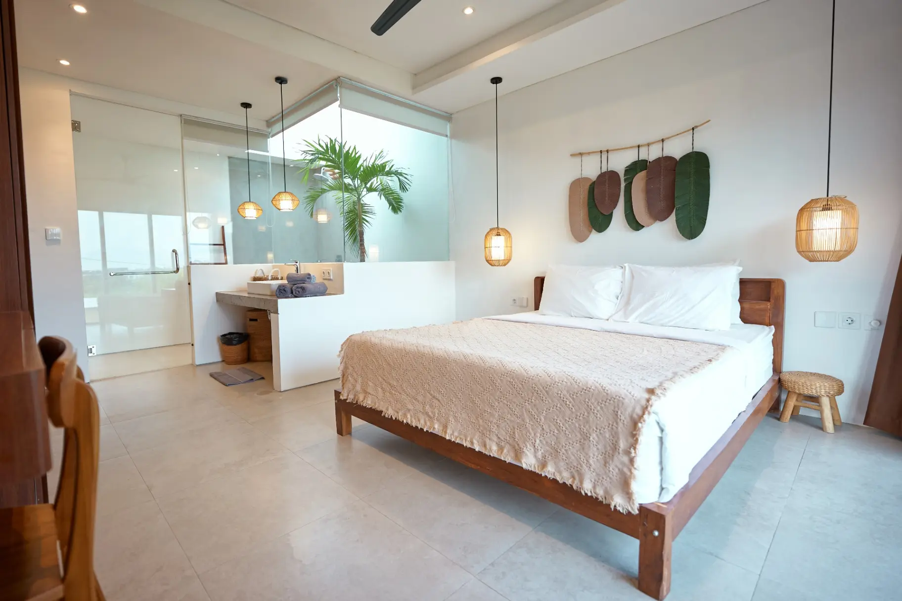 Villa Octo - 2 Bedroom Industrial Modern Villa in Great Location of Canggu!! — image 4