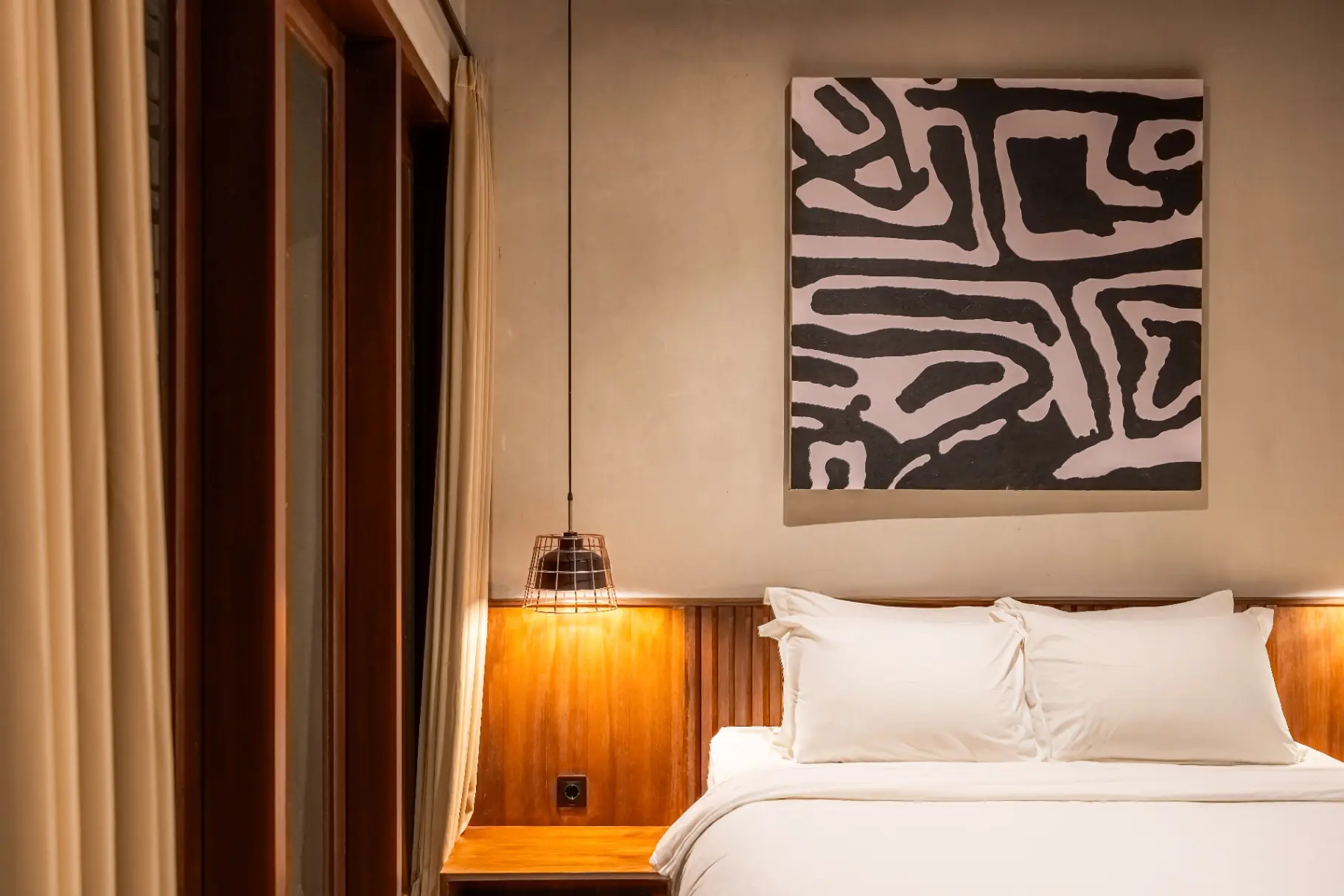 Nala - Elegant 2BR Villa w/ Private Pool & Work Desks — image 3