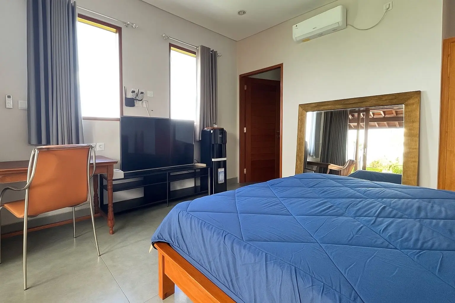 HOMEY 1BR VILLA IN SESEH 1 MINS TO SESEH BEACH — image 1