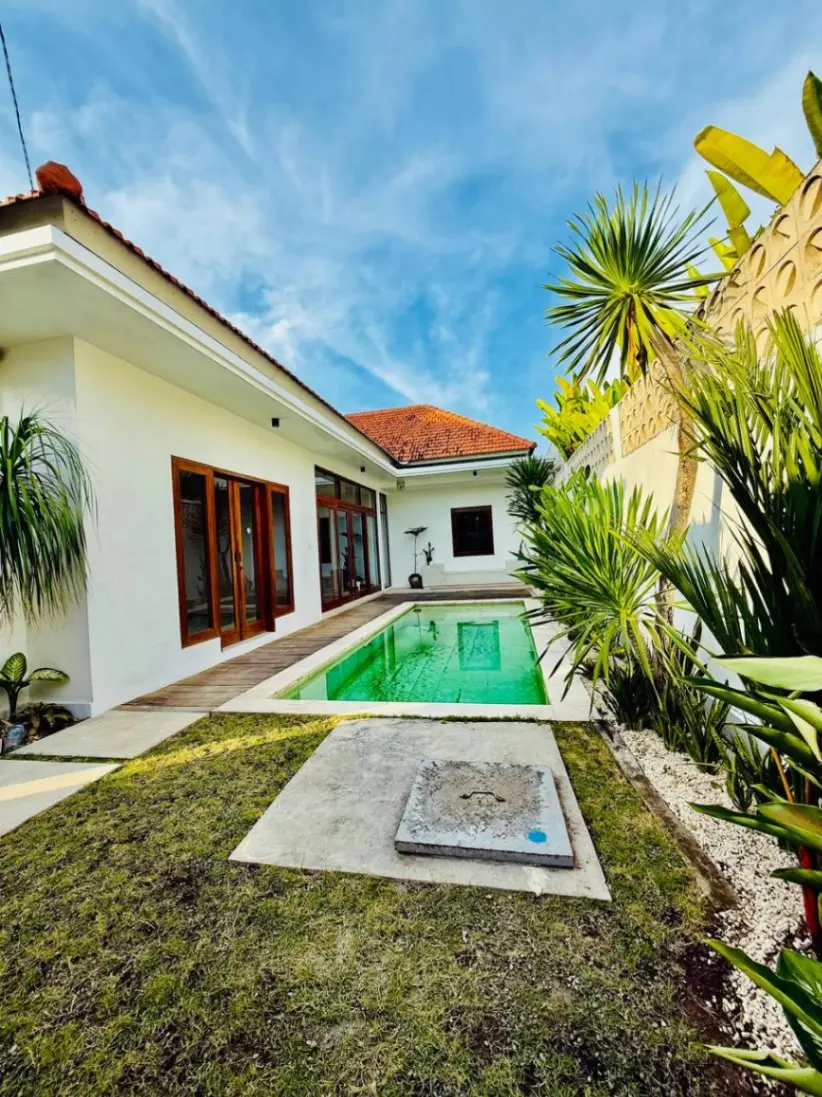 2 BEDROOM VILLA NEAR LA BRISA BEACH CLUB IN PADANG LINJONG - AF536 — image 1