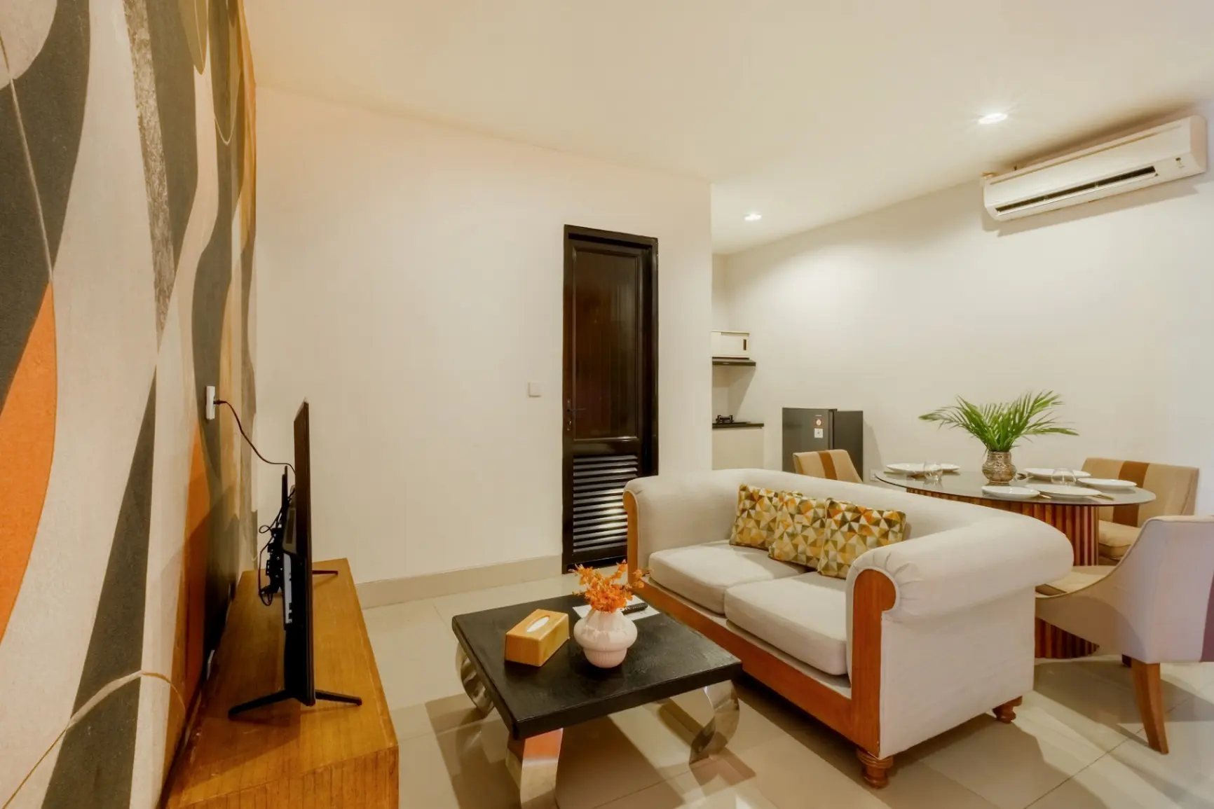 1 BEDROOM APARTMENT SEMINYAK - YO187E — image 1