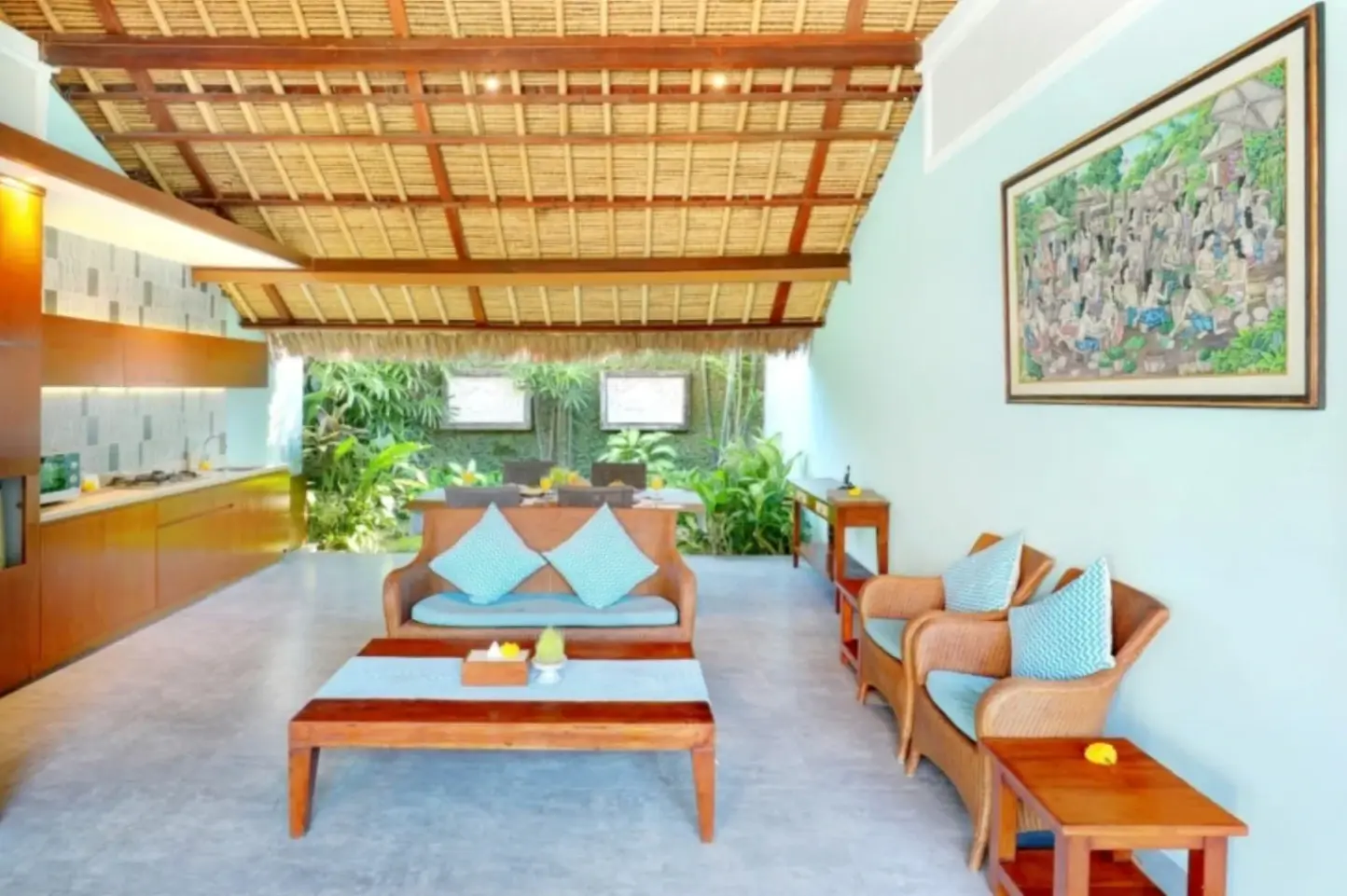 FULLY FURNISHED 2-BEDROOM VILLA IN PRIME PETITENGET LOCATION — image 1