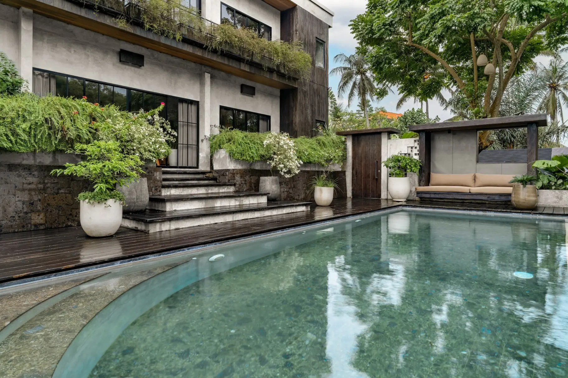 Ubud Luxury Villa With FREE ELECTRIC HYBRID BIKE — image 4