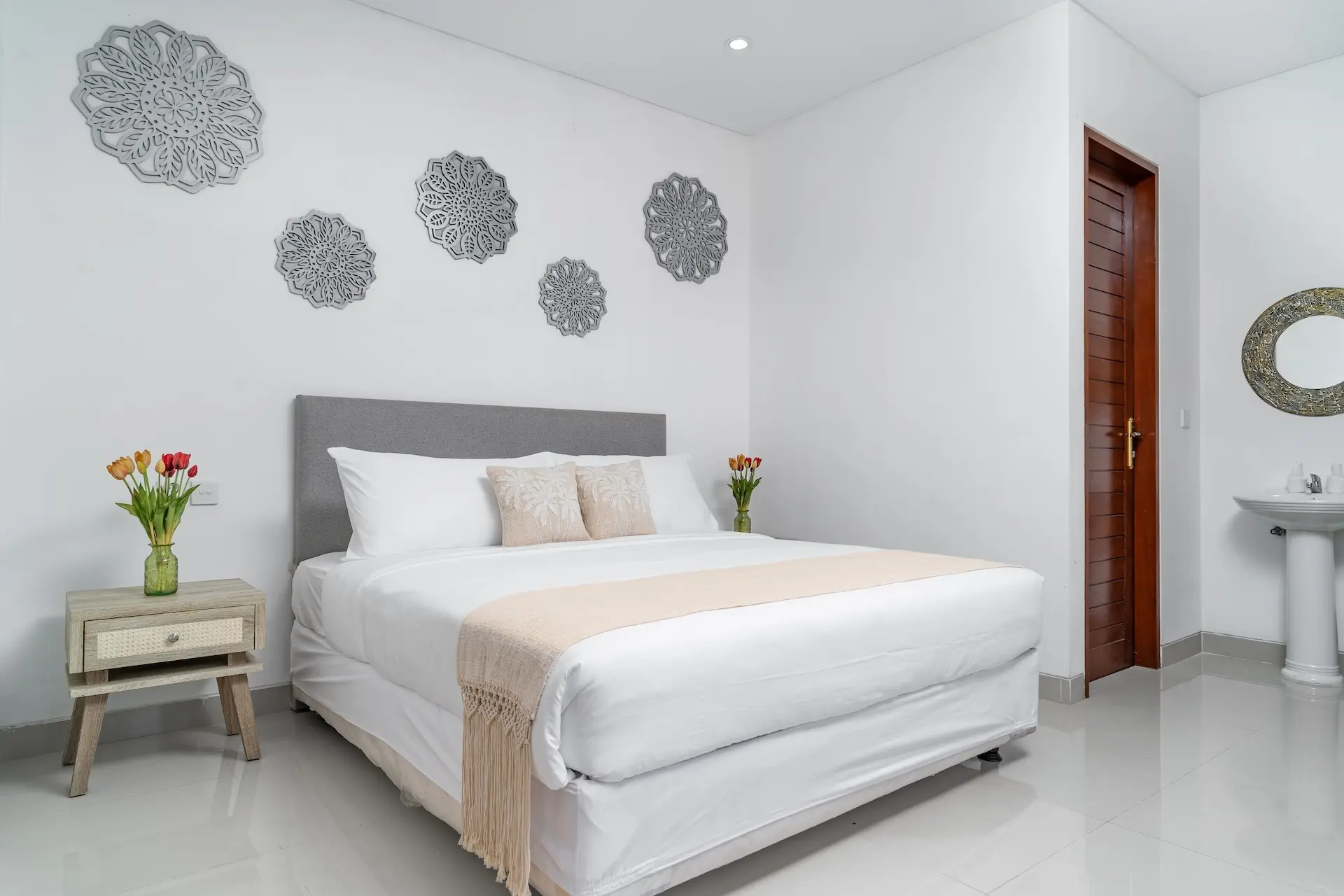 Peaceful 2BR Villa with Enclosed Kitchen - Near Ubud — image 4