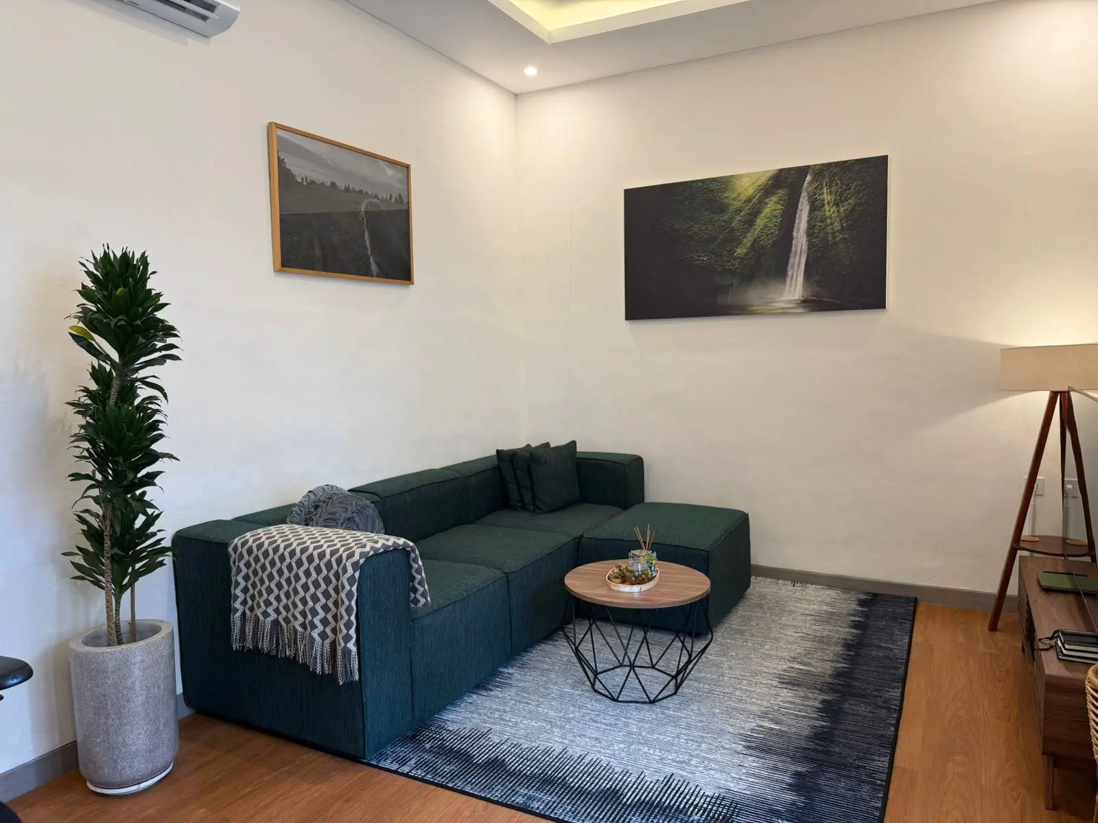 Peaceful 1BR Villa w/Private pool — image 3