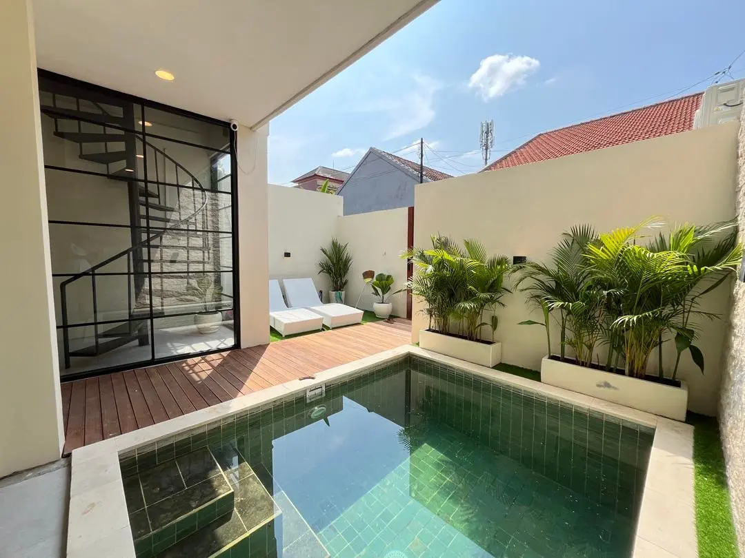 Modern 3BR Villa w/ Rooftop & Pool