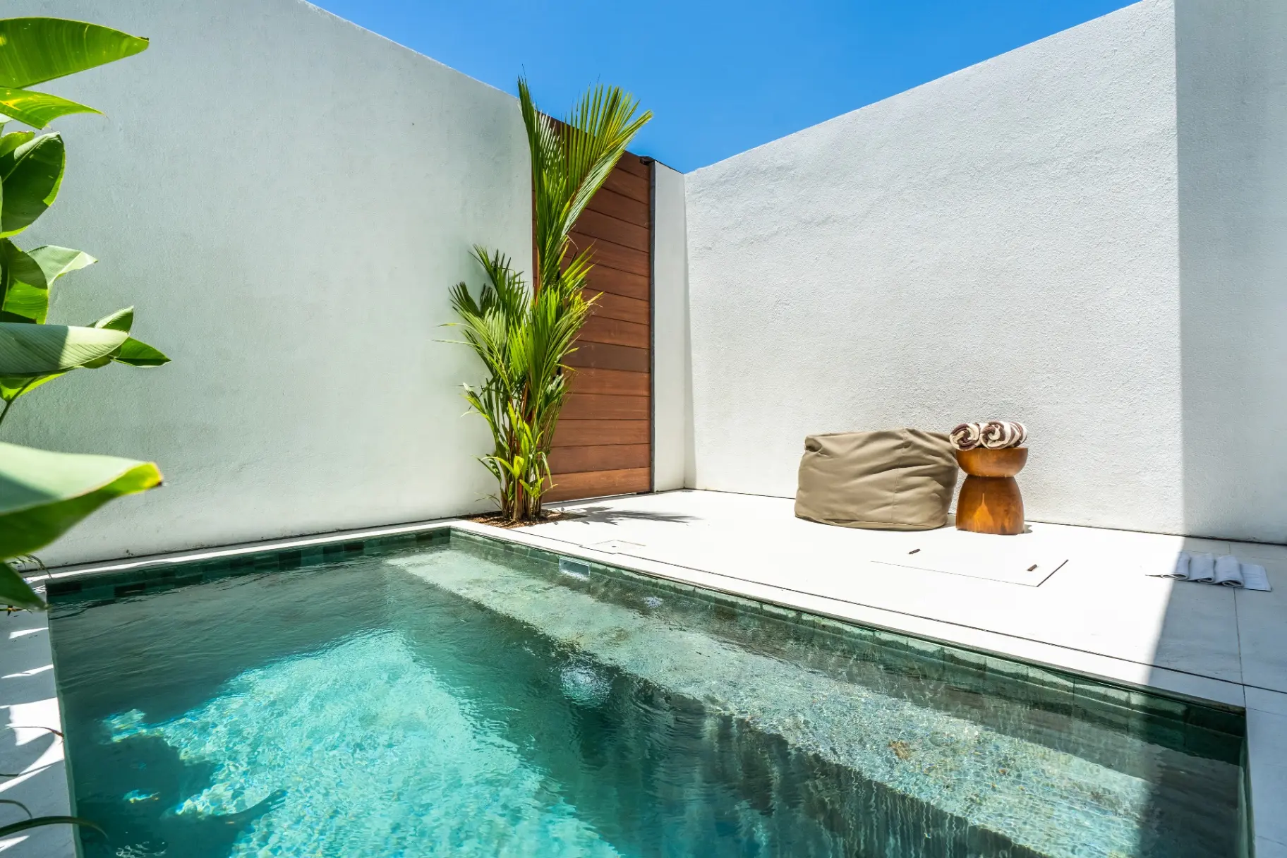 Oasis 8 - Modern 2BR Canggu Villa | Pool & Near Beaches — image 1