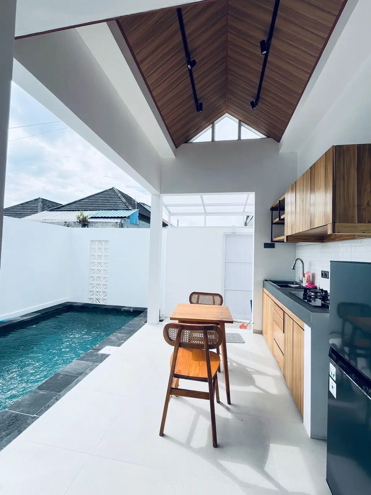 BRAND NEW 1BR VILLA IN BUDUK — image 4