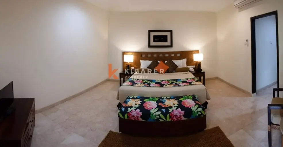 Touch Tropical Four-Bedrooms Open Living Villa in Jimbaran YRC5268 — image 1