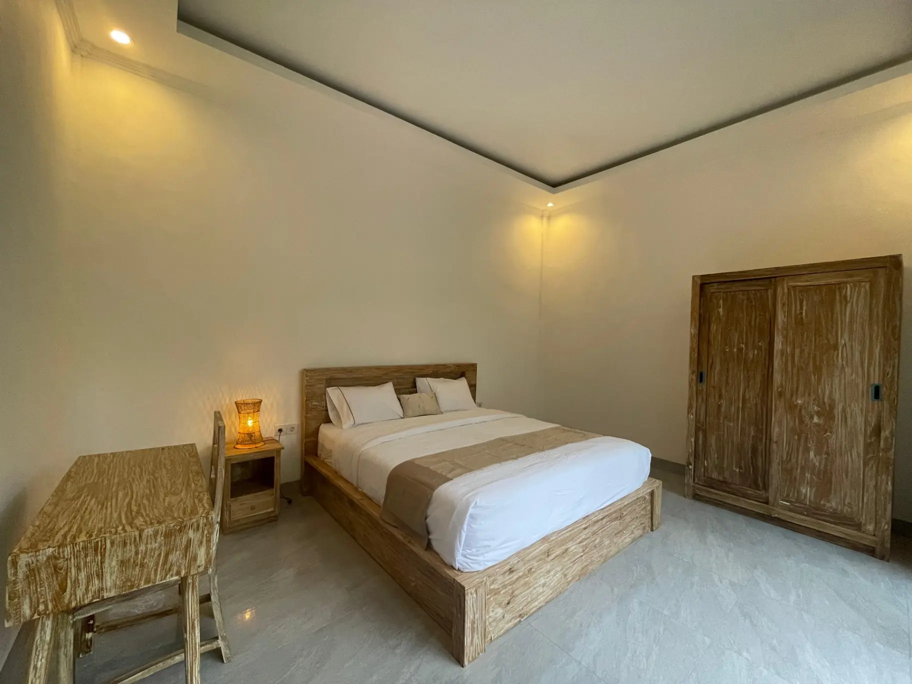 Semi furnished in Canggu Brand New 3 Bedroom Villa — image 1