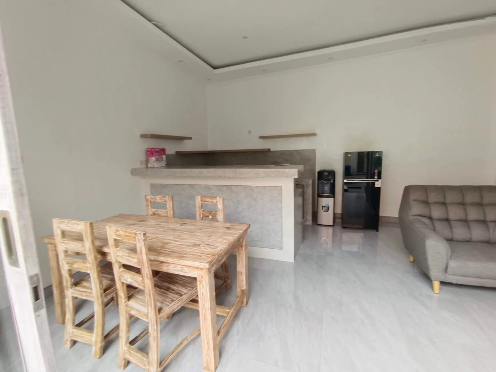 Semi furnished in Canggu Brand New 3 Bedroom Villa — image 3
