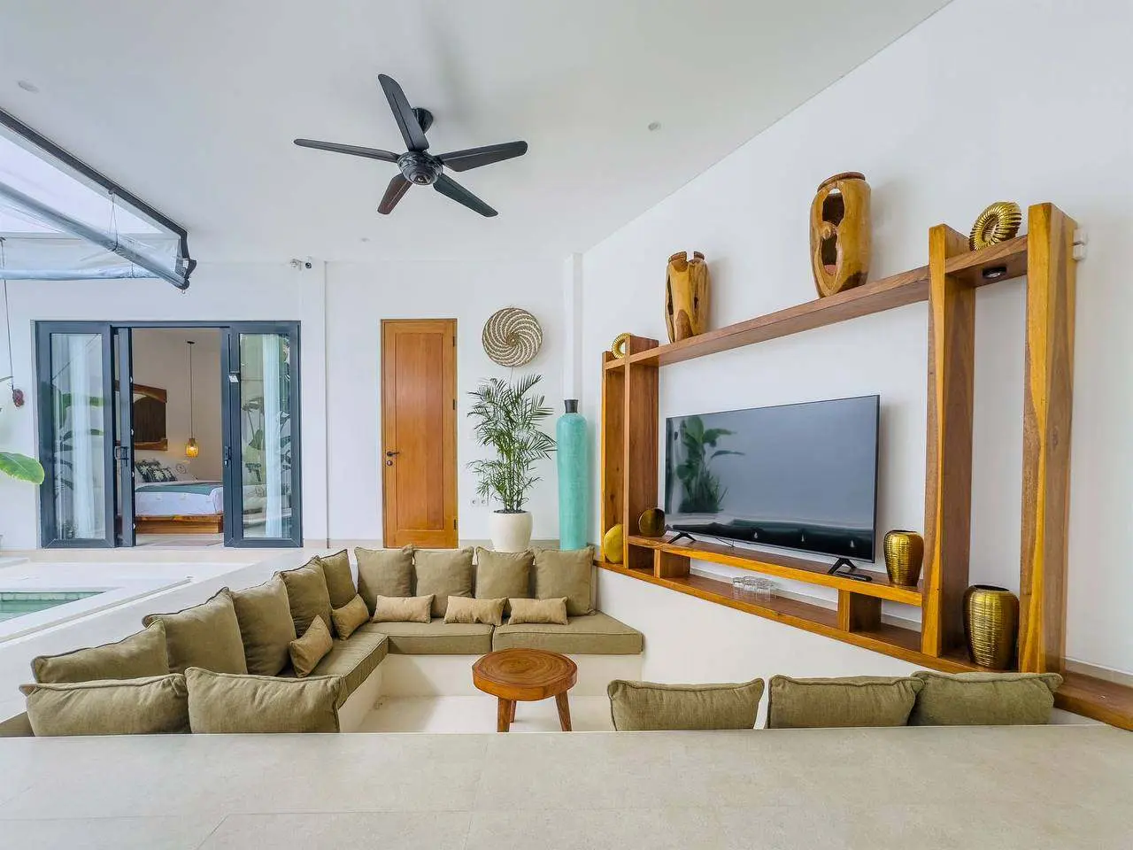 3 BEDROOM MODERN TROPICAL VILLA IN TUMBAK BAYUH - AF538 — image 3