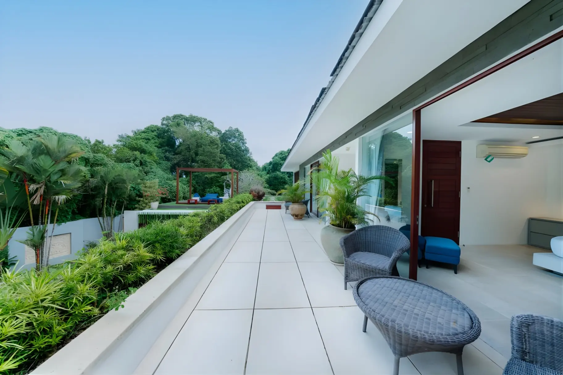 PRICE DROP - 5BR Luxury Villa (Yearly Best Price) — image 2