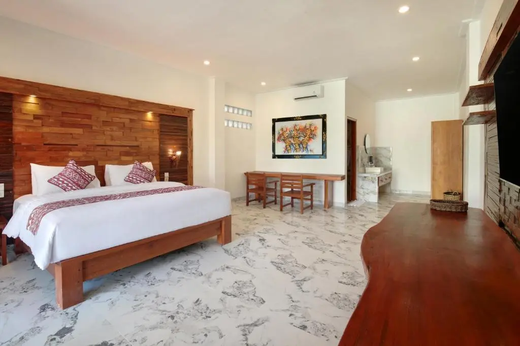3 BEDROOM VILLA IN CANGGU BATU BOLONG - AF539 — image 3
