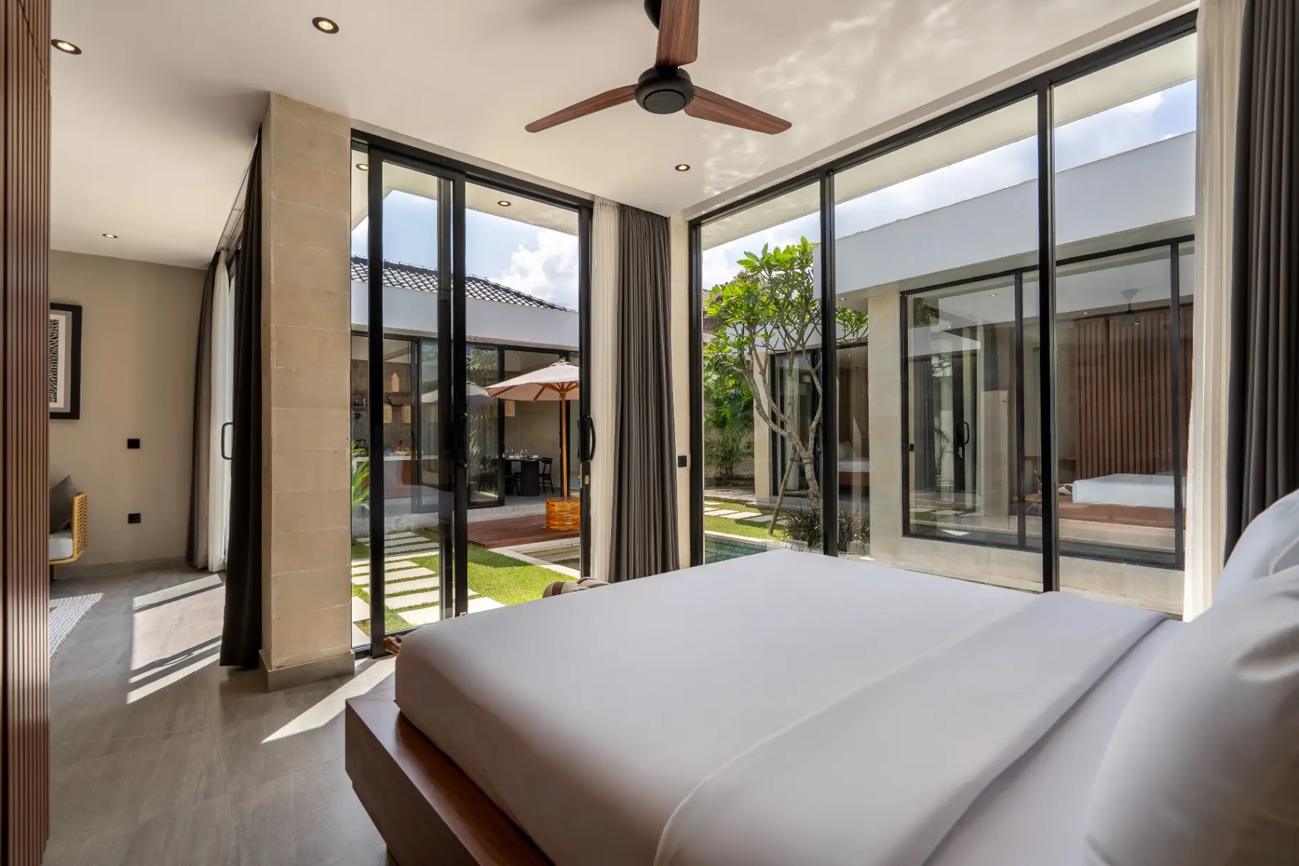 Solencia - Uluwatu 3BR Designer Villa with Pool & Bathtub — image 1