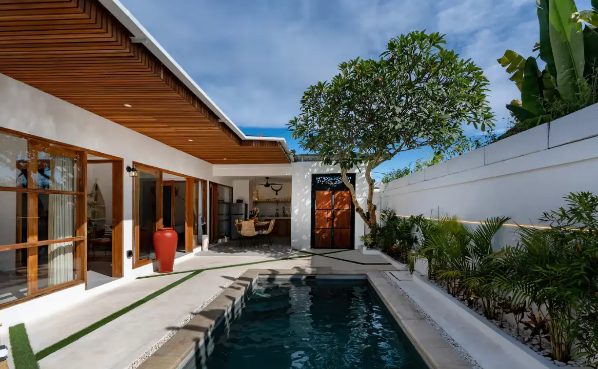 Cosy 2bd Chic Villa w/ Pvt Pool: Central Location — image 2