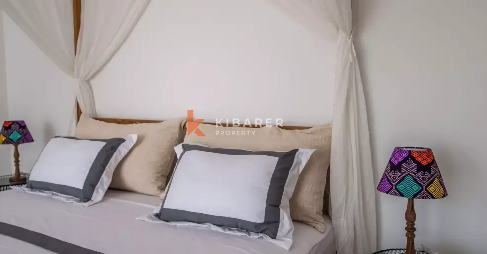 Chic Three Bedroom Villa in Berawa – Steps from Beach and Trendy Spots YRV4480 — image 3