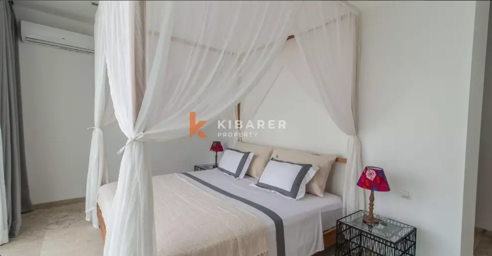 Chic Three Bedroom Villa in Berawa – Steps from Beach and Trendy Spots YRV4480 — image 4