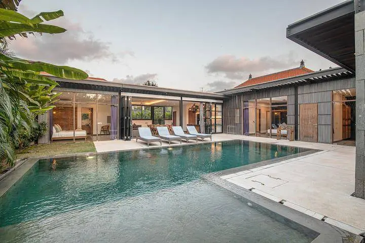 Villa Rental Perenenan Bali - Modern Minimalist 4 BR + 1 Office Room (KA100) — image 1