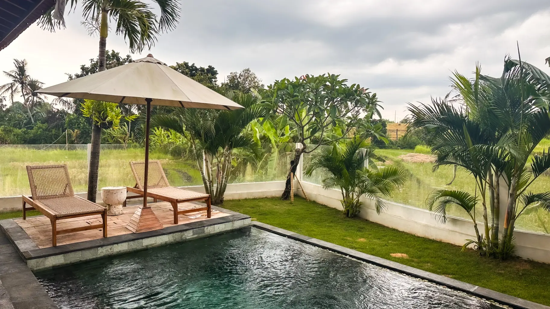 2 Bed Stunning Ricefield Views in Seseh