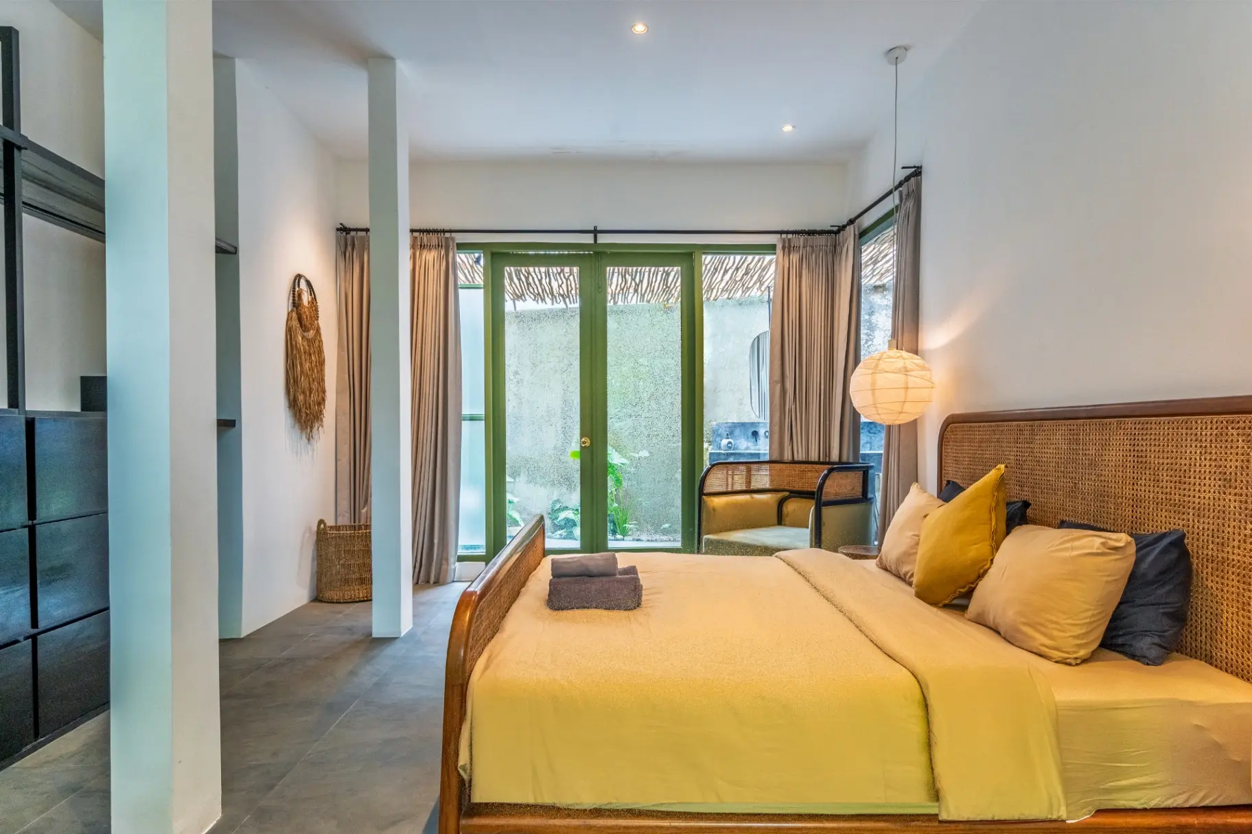 Veronica - 3BR 5-Stars Luxury Villa Canggu | 400m to Beach — image 4