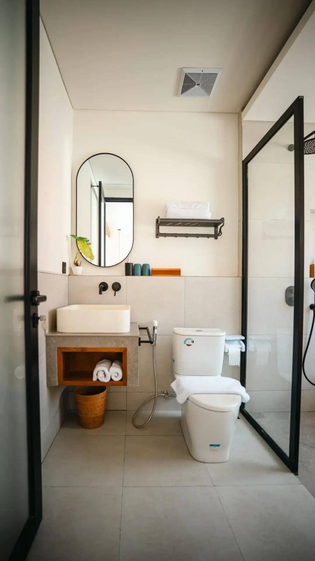 GREECE-STYLE 2 BEDROOM VILLA IN PERERENAN — image 4
