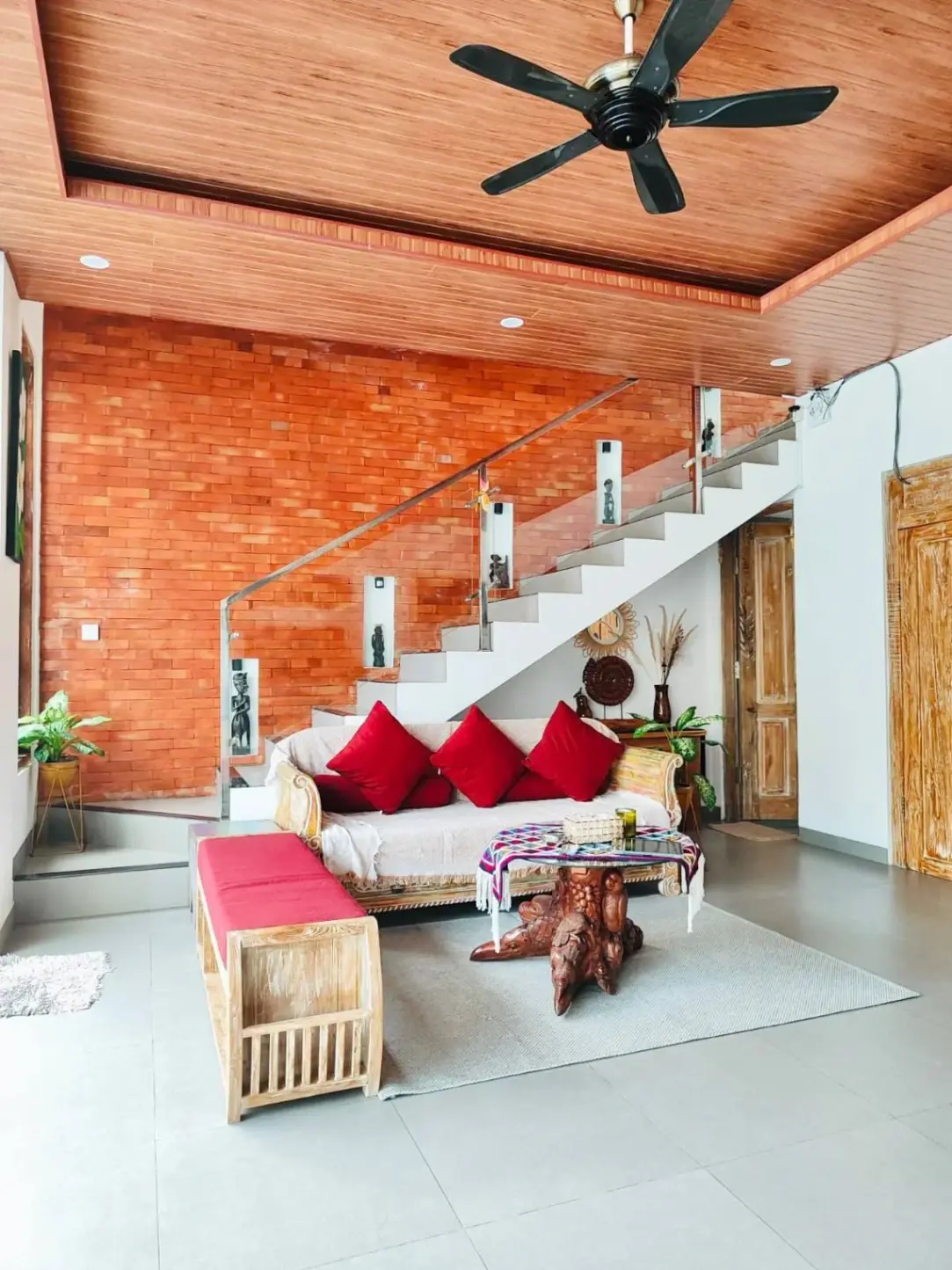 3 BEDROOM MODERN VILLA IN UMALAS — image 2