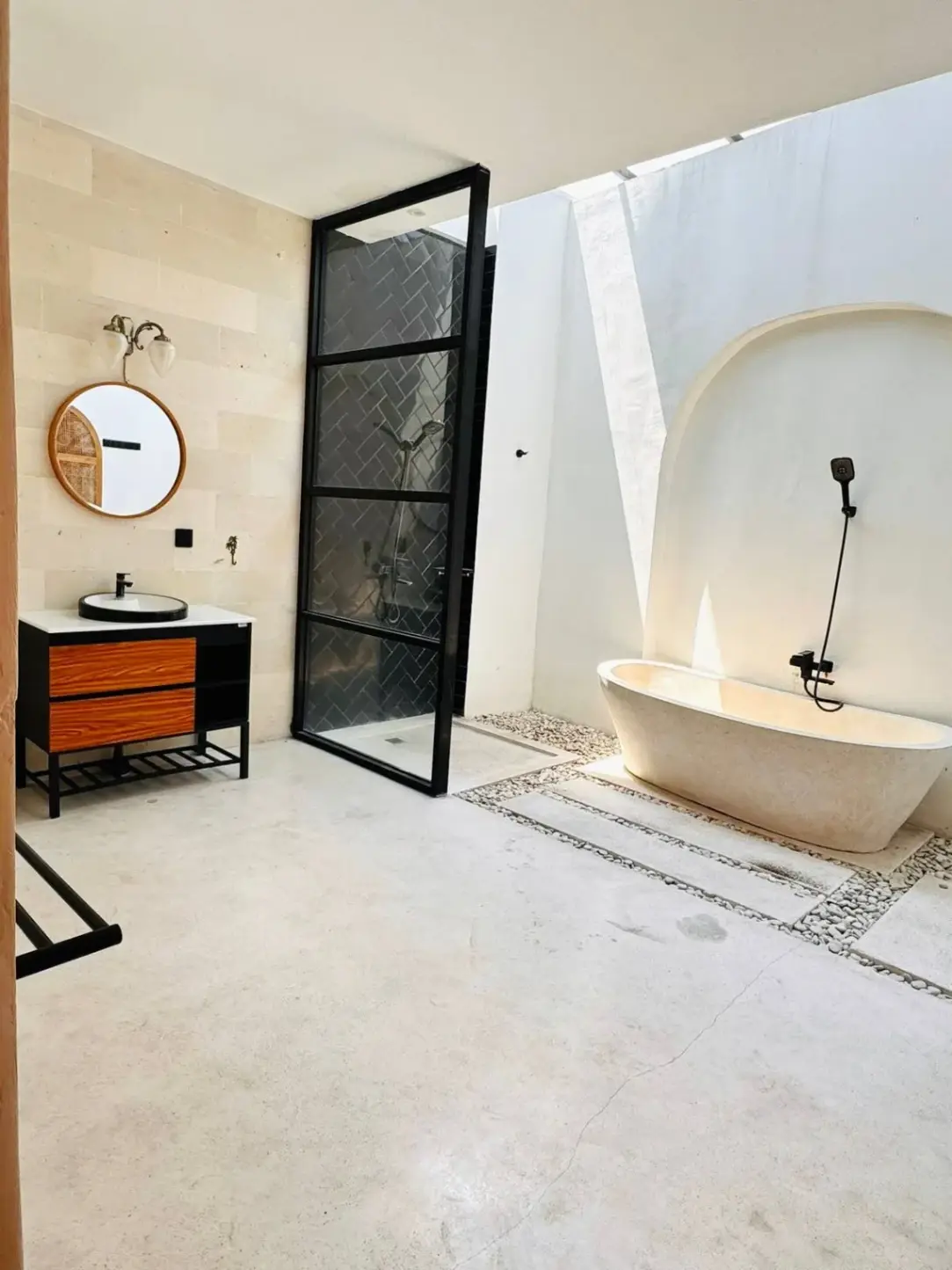 3 BEDROOM MODERN VILLA IN PERERENAN SEMPOL — image 4