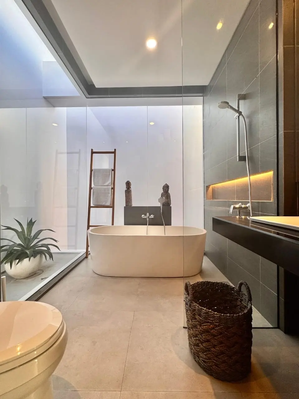 Villa For Rent 2 Bed In CangguBadung Bali PO-3755 — image 3