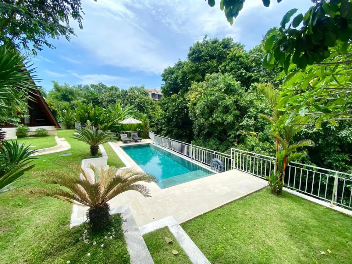 3-Bedroom Villa in Babakan — image 1