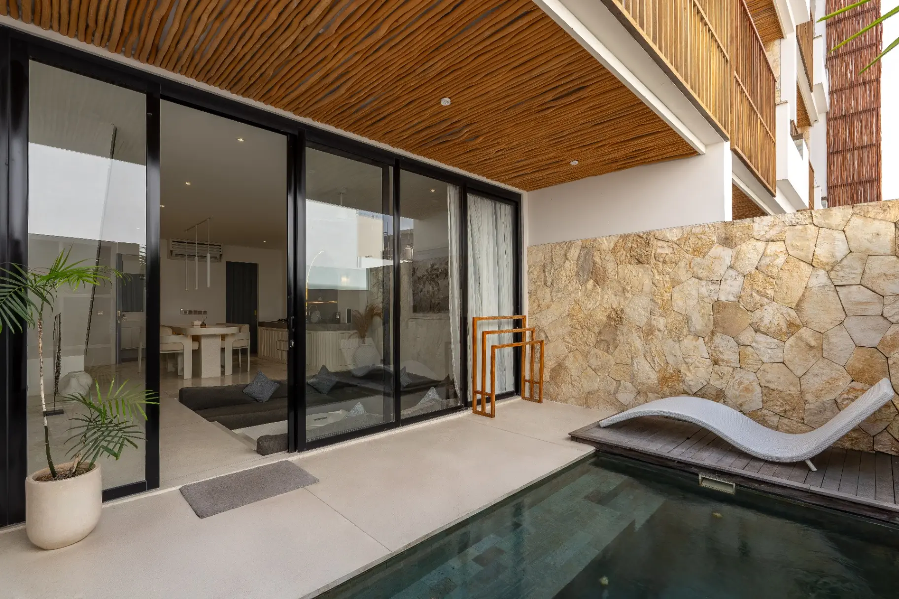 Sore - 1BR Luxury Canggu Apart | Pool Near Cafés & Beach