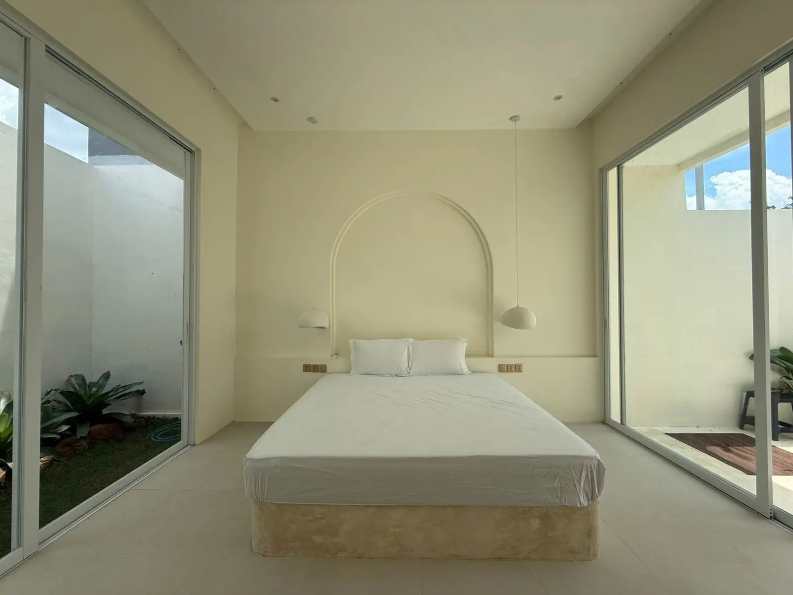 Villa For Rent 2 Bed In Intan Permai Kerobokan Bali LU-3762 — image 4