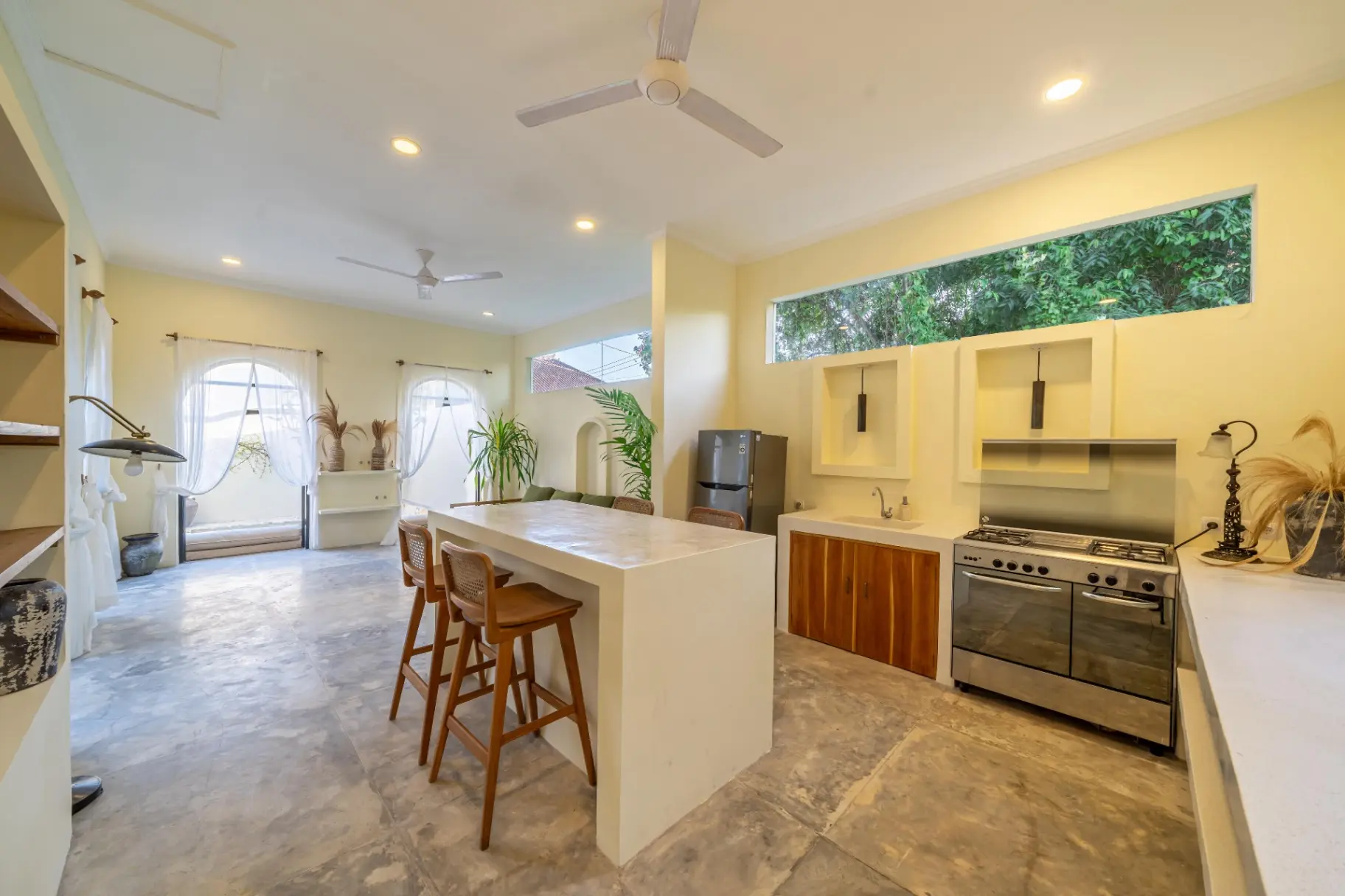 3 bedrooms Stylish Villa in Padonan — image 1