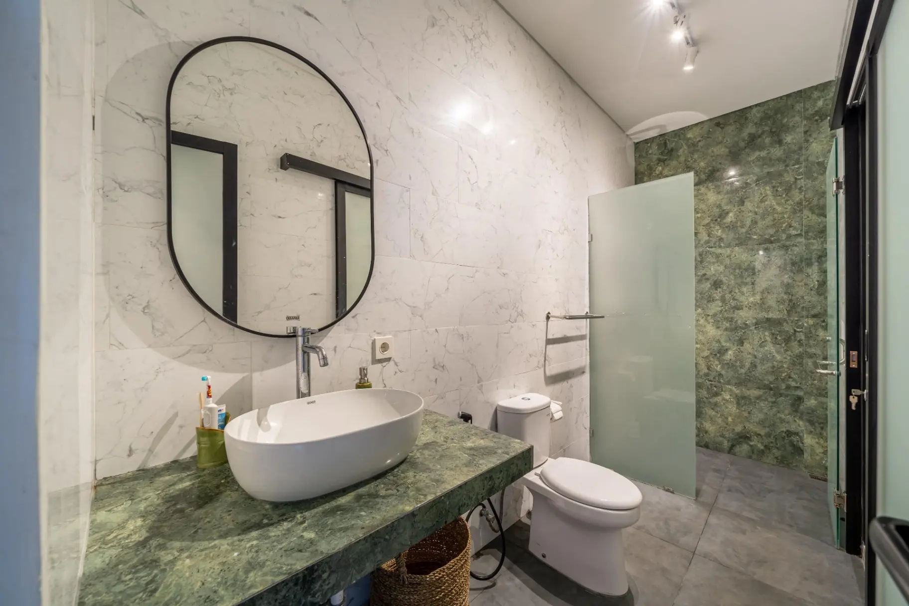 3 BR pool villa - Jimbaran — image 3