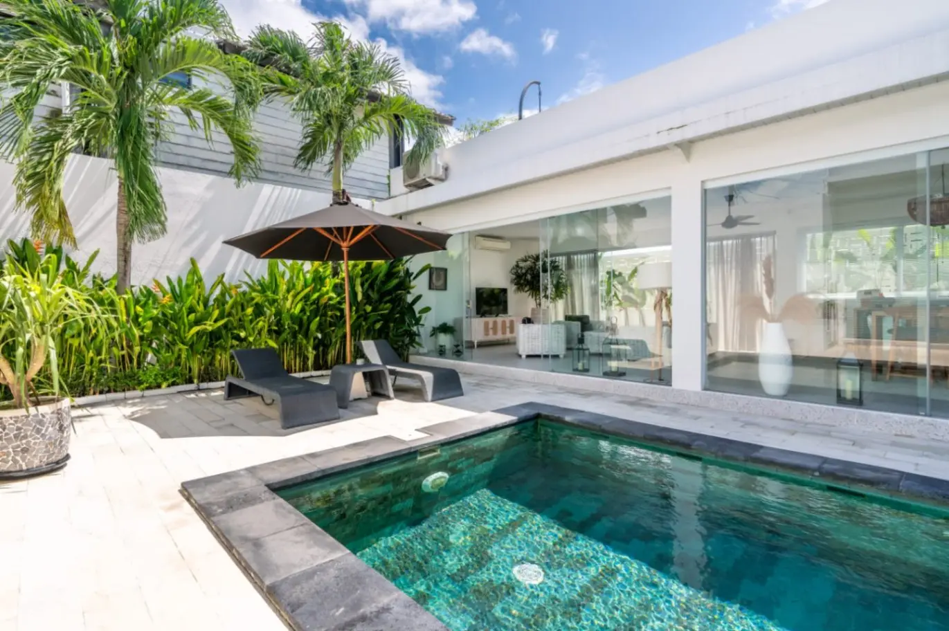 3 BEDROOM VILLA IN CANGGU IDR 67 MILL/MONTH — image 2