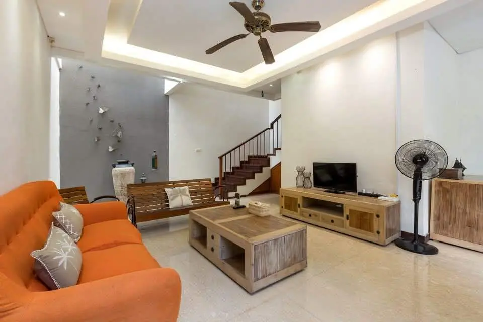3 BEDROOM VILLA IN SEMINYAK IDR 40 MILL/MONTH — image 2