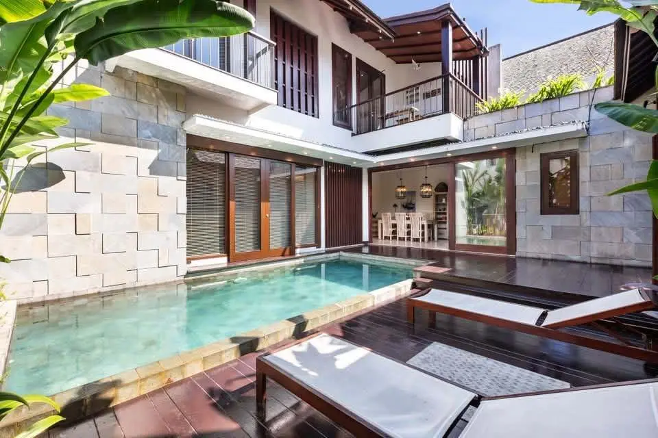 3 BEDROOM VILLA IN SEMINYAK IDR 40 MILL/MONTH