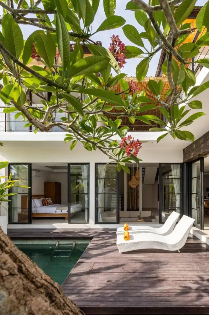3 Bedroom Villa in Batubolong for Sale — image 1